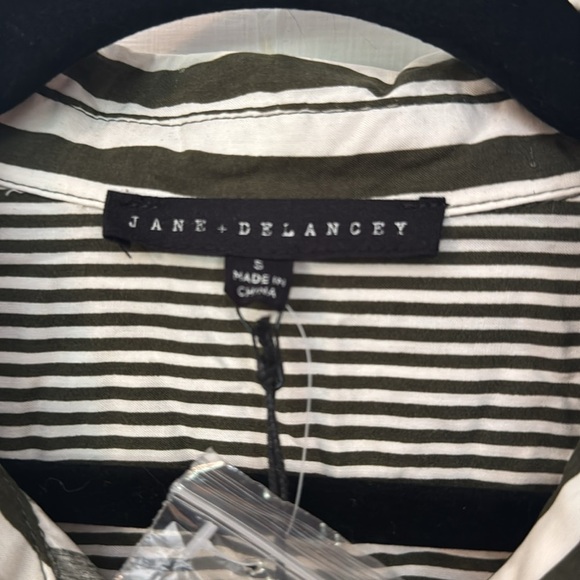 Jane + Delancey NWT Women's Long Sleeve Small Green and White Button Up - Picture 3 of 13